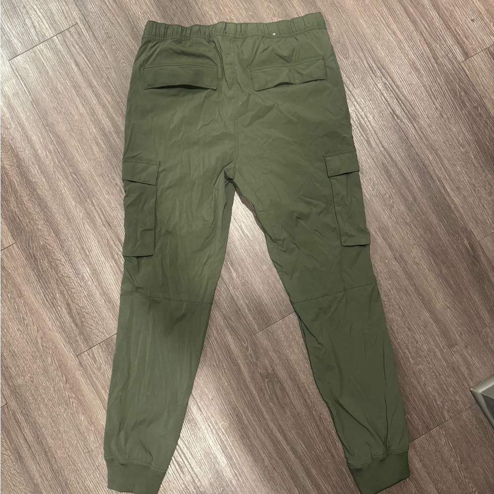 H&M Forest Green Cargo Pants - Picture 2 of 2